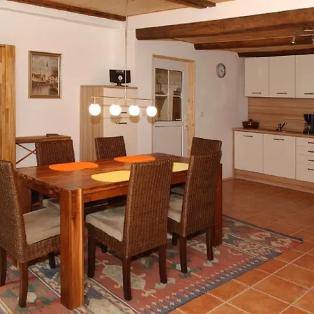 Grosse Inselhuus בית נופש